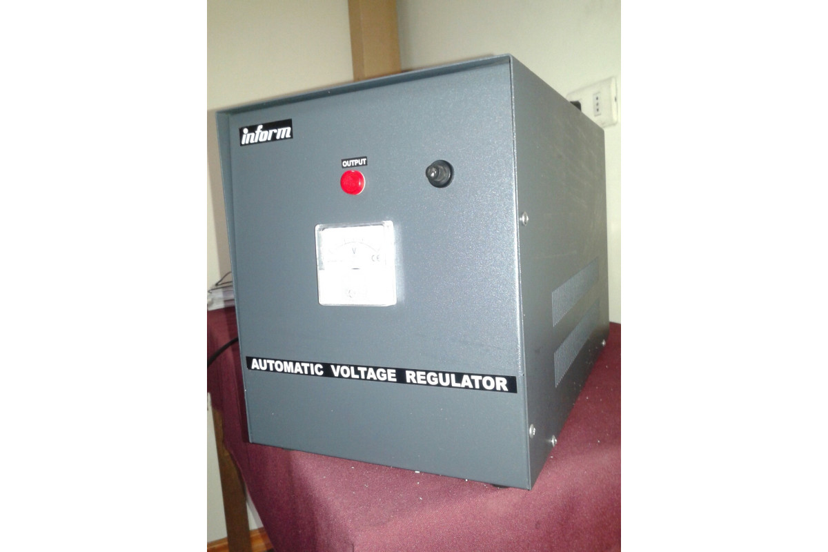 Regulador de Voltaje 1F de 3,5 kVA